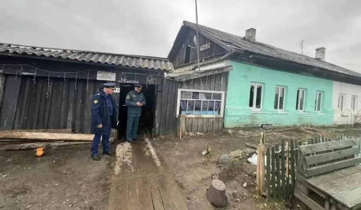 В Свердловской области пожар унес жизни матери и четверых детей