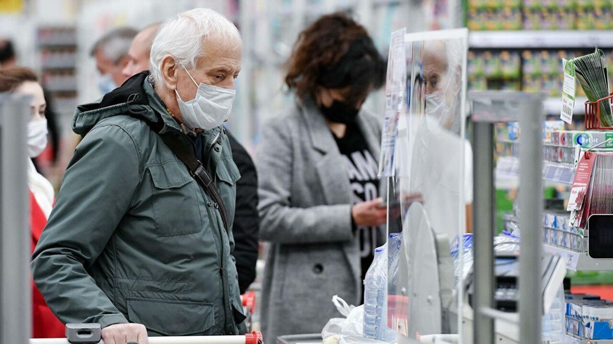 Власти Омской области продлили коронавирусные ограничения до 1 марта