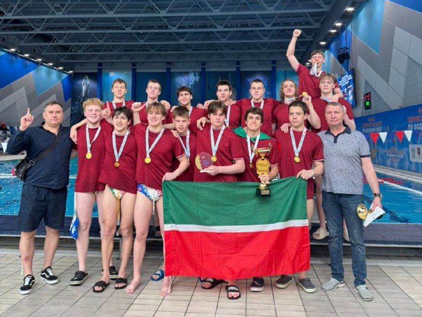 Казанские спортсмены победили на Первенстве России по водному поло
