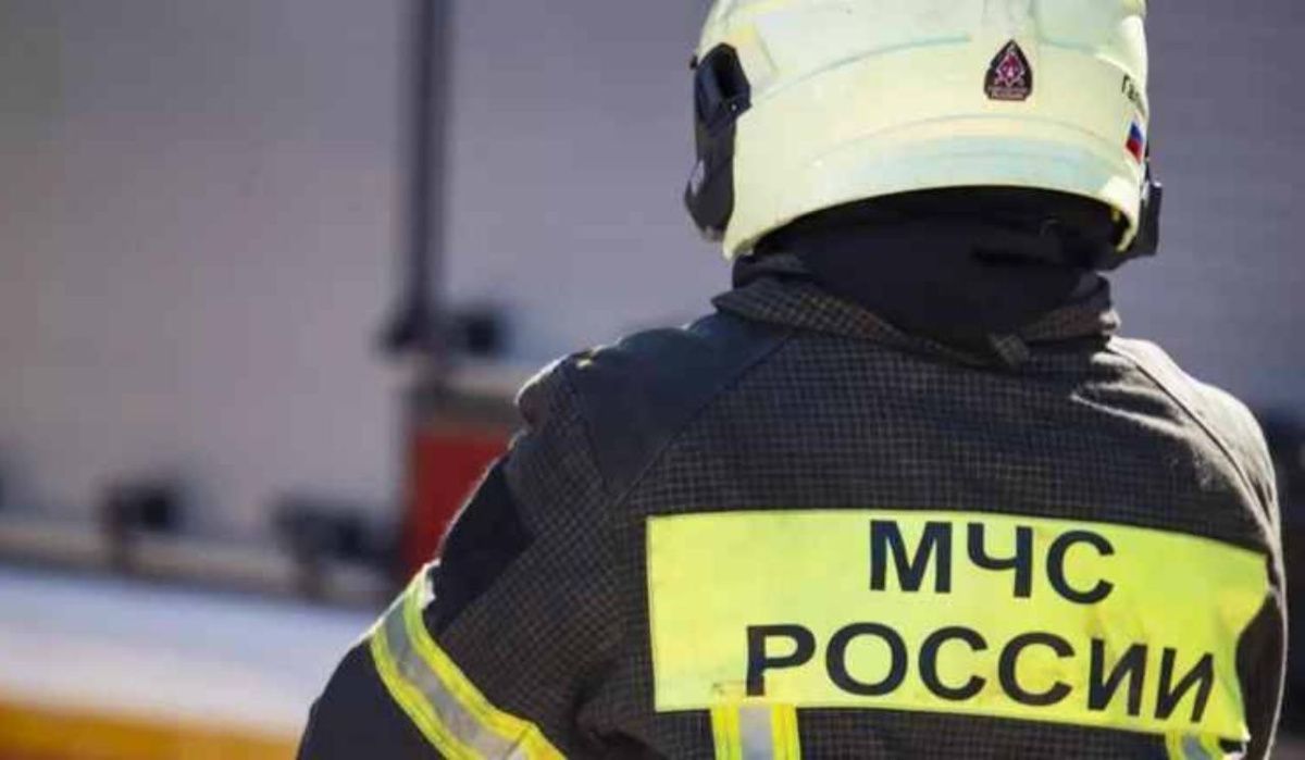 БПЛА атаковали жилые дома и логистический центр в Свердловской области