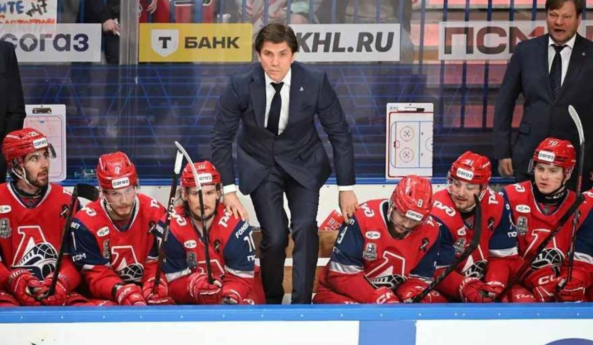 Победитель Кубка Гагарина расстался с главным тренером