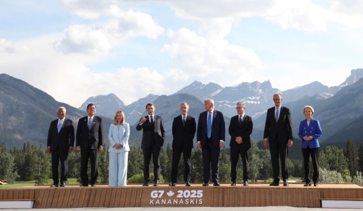 Медведев: G7 превратился в «мертвый клуб» с «зомби» за столом переговоров