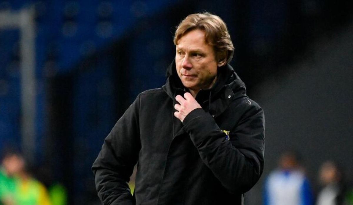 Карпин заявил, что без мата &quot;никто играть в футбол не будет&quot;