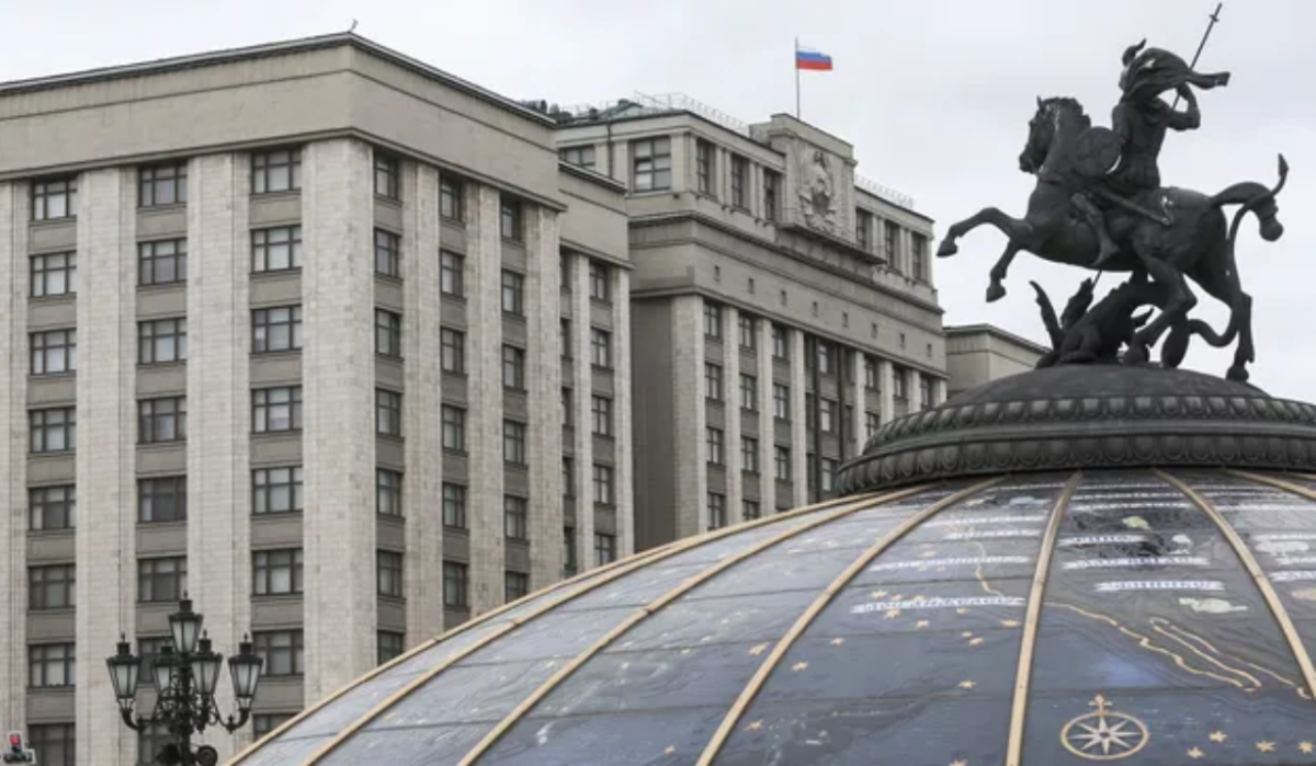Депутатов планируют обязать ежемесячно встречаться с избирателями