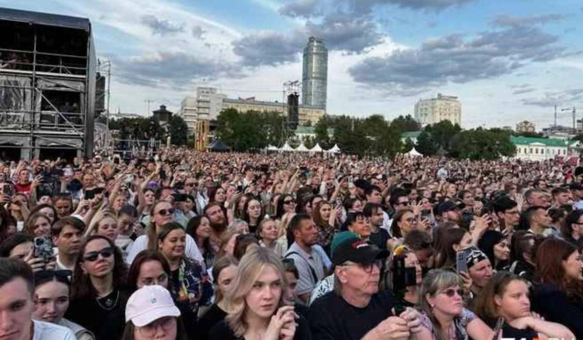 В Екатеринбурге пройдут бесплатные концерты с участием известных артистов