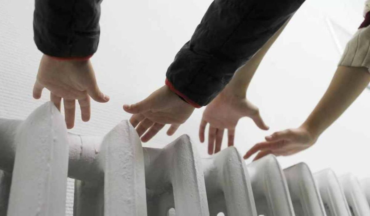 Орлов внедрил в Екатеринбурге новую систему оплаты за отопление Орлов внедрил в Екатеринбурге новую систему оплаты за отопление