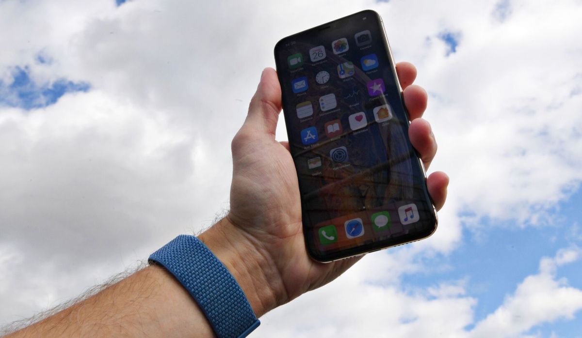 Жители Петербурга сообщают о проблемах с мобильным интернетом