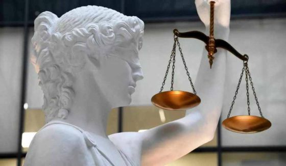 Компания Свердловской области выплатит 300 тыс. рублей за сбитого пешехода