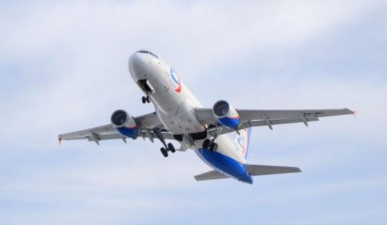 Пассажирка авиарейса Екатеринбург – Ташкент родила на высоте 10 тысяч метров