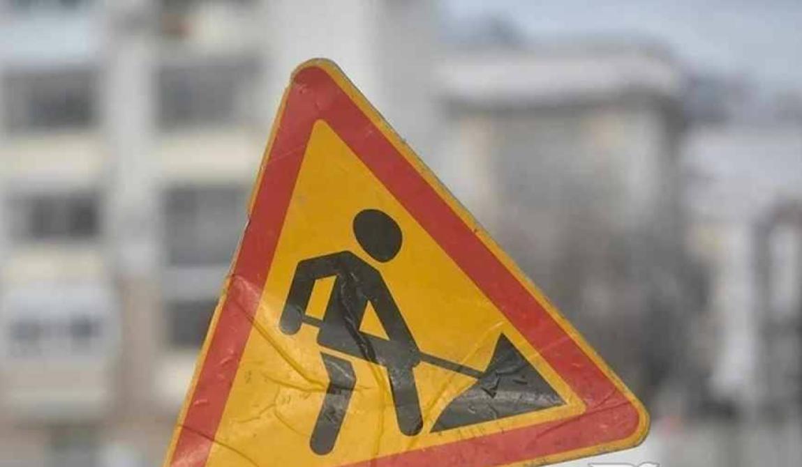 В Екатеринбурге месяц будет перекрыт участок улицы Комсомольской