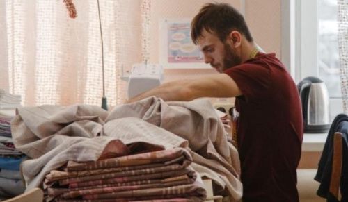 В Свердловской области в инклюзивных мастерских производят товары для нуждающихся 