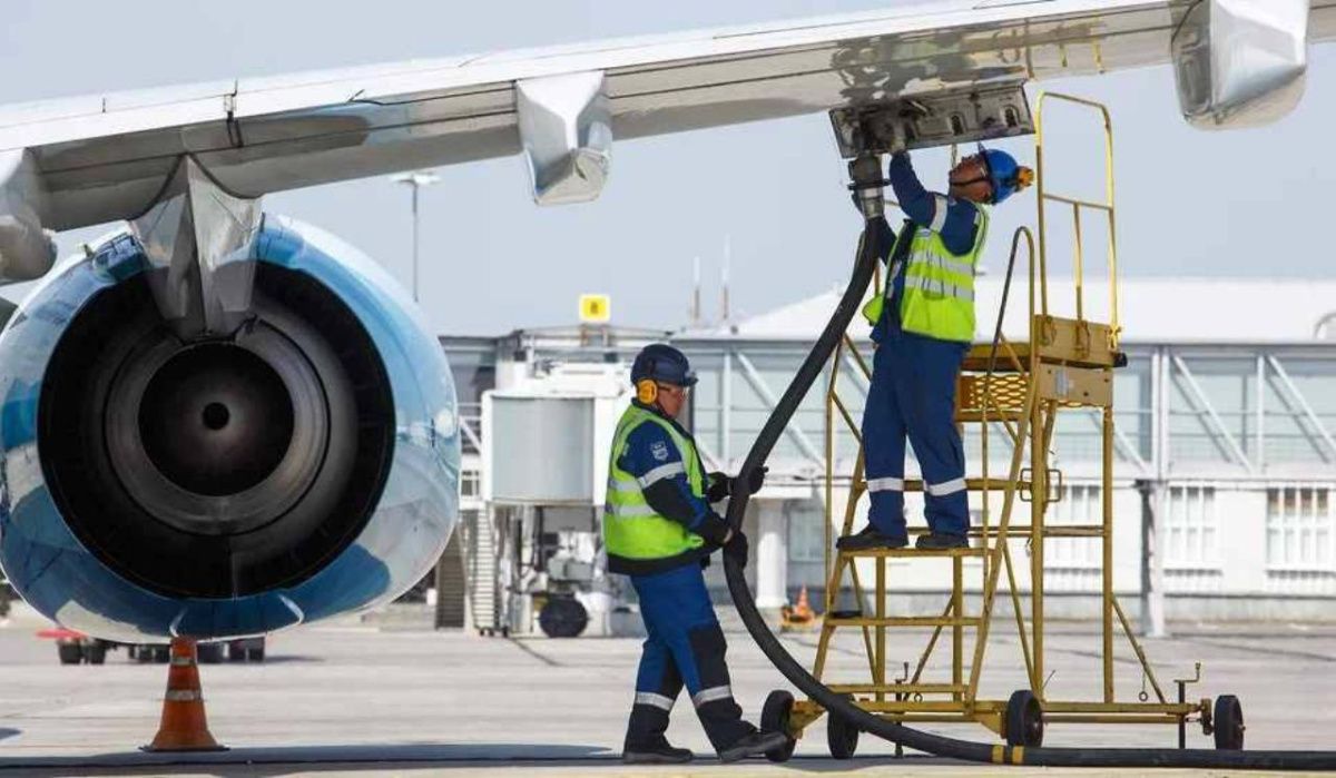 Кольцово переходит на весенне-летнее расписание