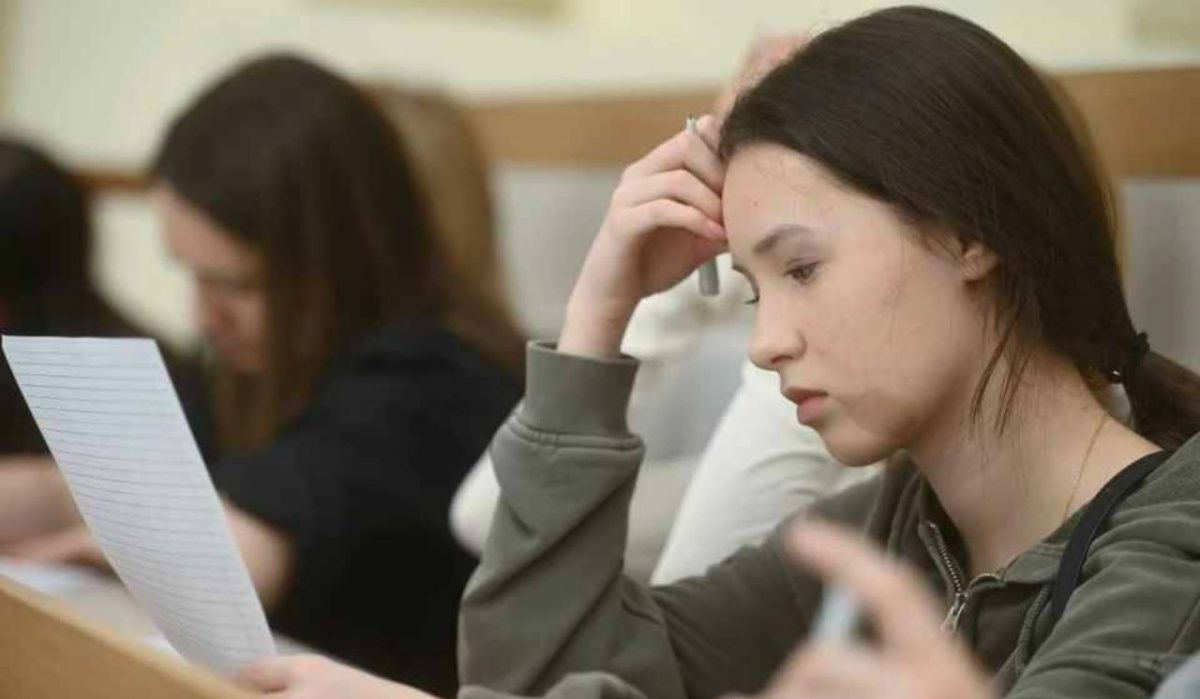 Митянина: Петербургские школьники не выдерживают стресса на ЕГЭ