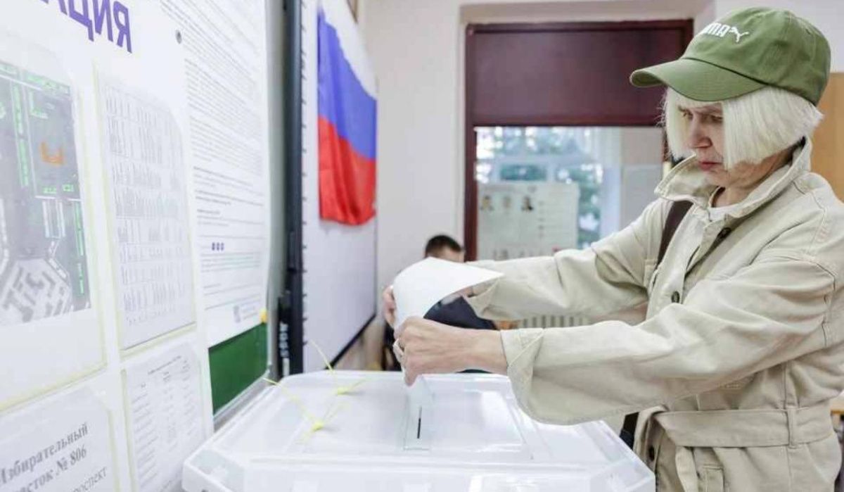 В Петербурге стартовало голосование на выборах главы Курской области