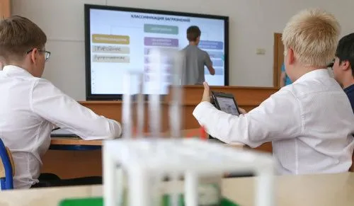 В школах Свердловской области будут обучать по новому образовательному стандарту 