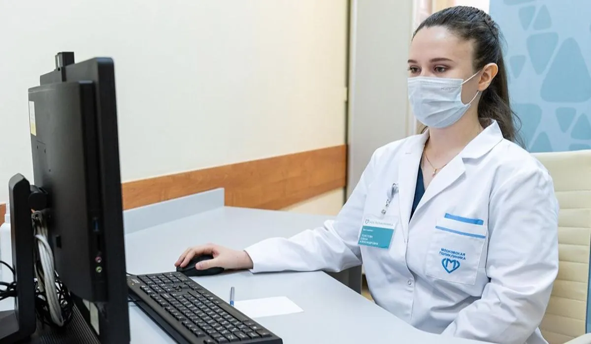 Жители Свердловской области использую электронную запись при посещении поликлиник