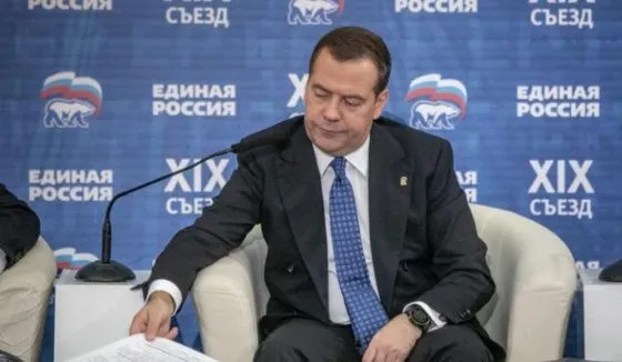 Дмитрий Медведев отправил письмо губернатору Свердловской области