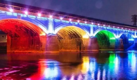 Екатеринбургский мост подсветят за 3 миллиона рублей